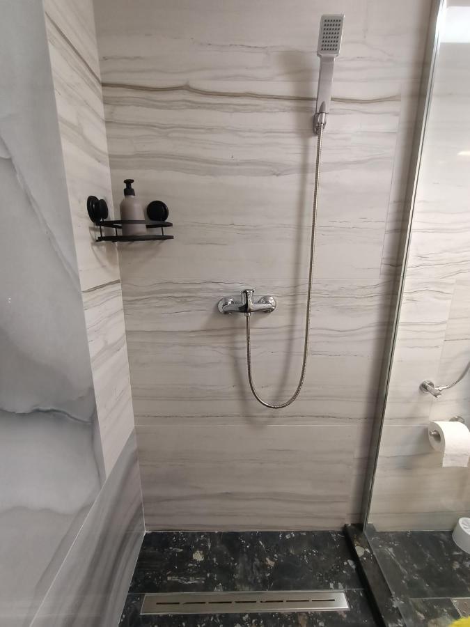 Casa Tiky Hotell Timişoara Exteriör bild