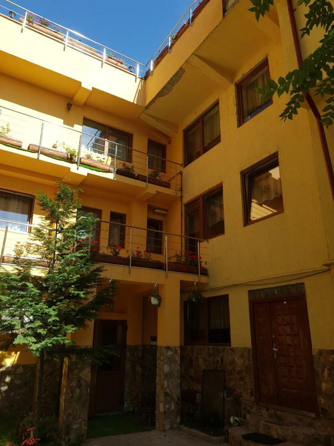 Casa Tiky Hotell Timişoara Exteriör bild