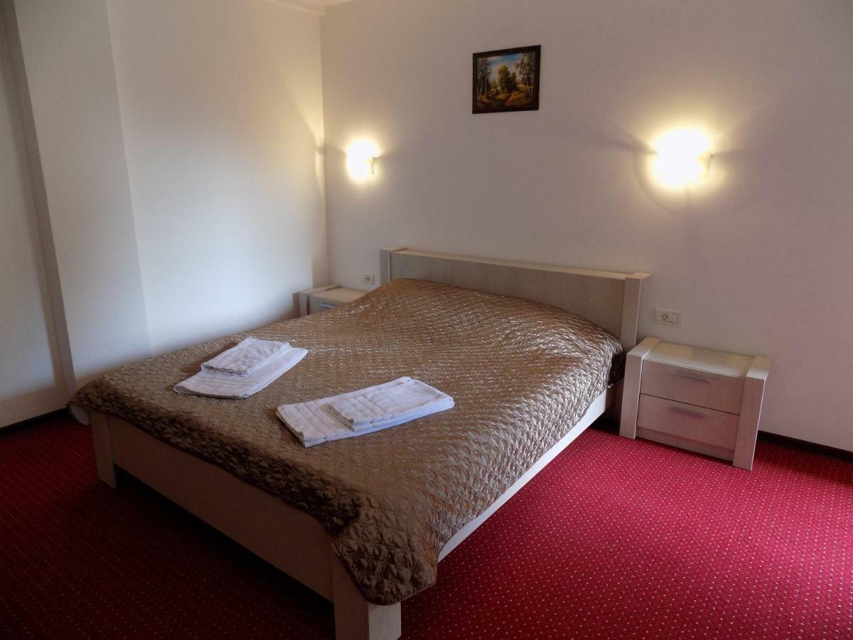 Casa Tiky Hotell Timişoara Exteriör bild